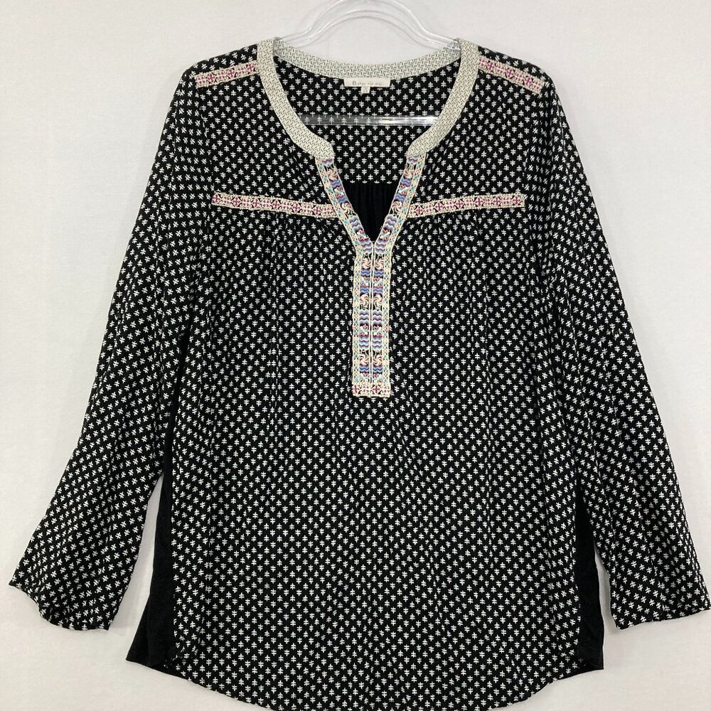 Skies Are Blue size 1X Black White Split Neck Soft Rayon Long Sleeve Popover Top